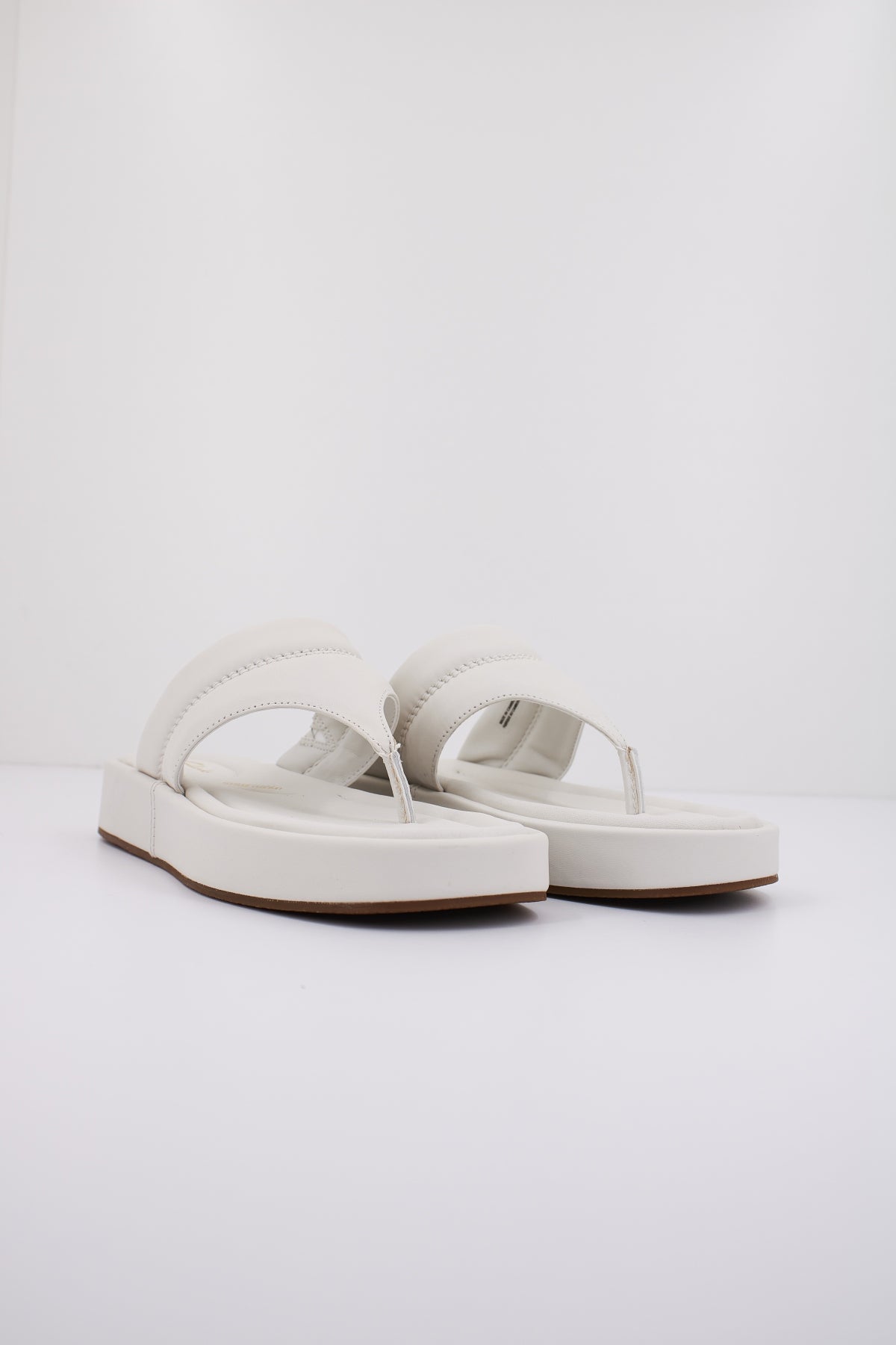 CLARKS ALDA WALK en color BLANCO  (2)