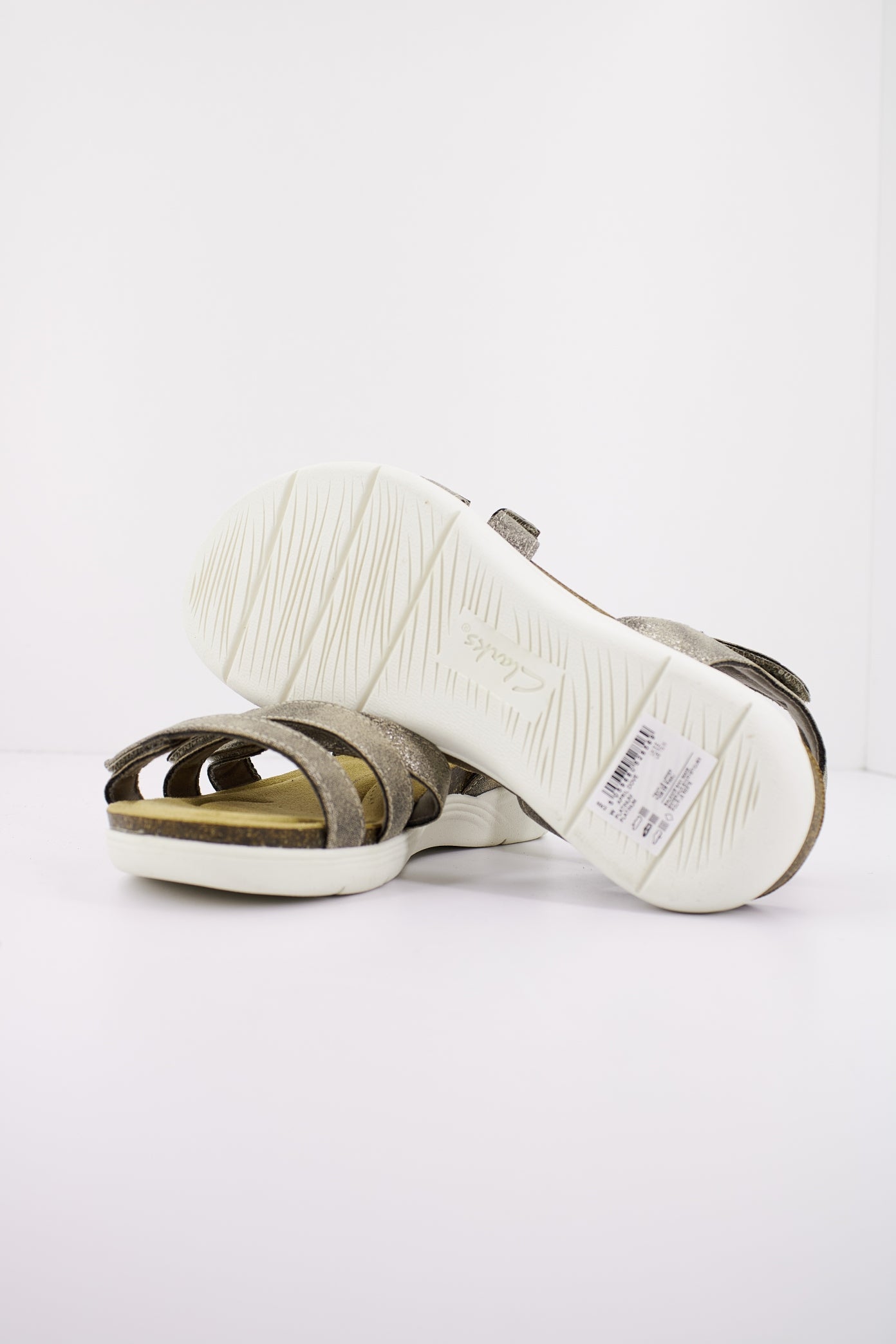 CLARKS APRIL DOVE en color PLATA  (4)