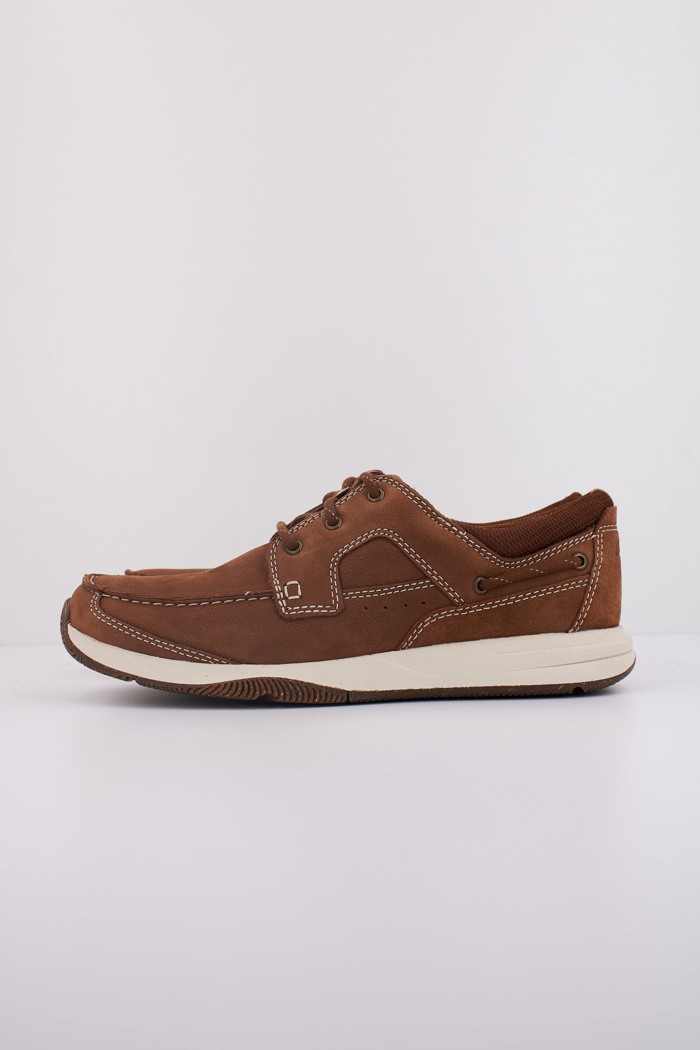 CLARKS SAILVIEW LACE en color MARRON  (1)