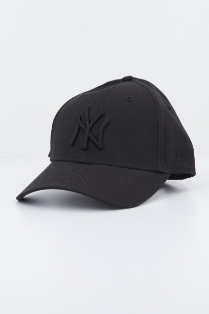 NEW ERA MLB LEAGUE ESS  NEYYAN en color NEGRO  (1)