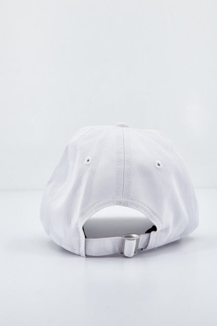 NEW ERA ESSENTIAL  NEYYAN en color BLANCO  (3)