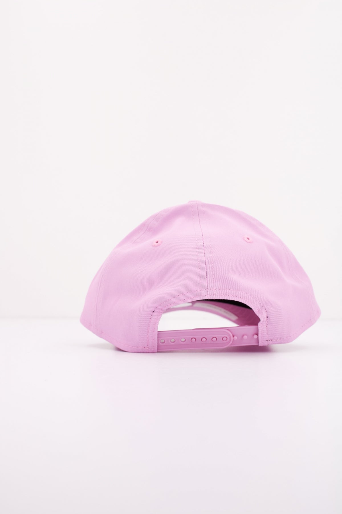 NEW ERA FLAWLESS FORTY en color ROSA  (3)