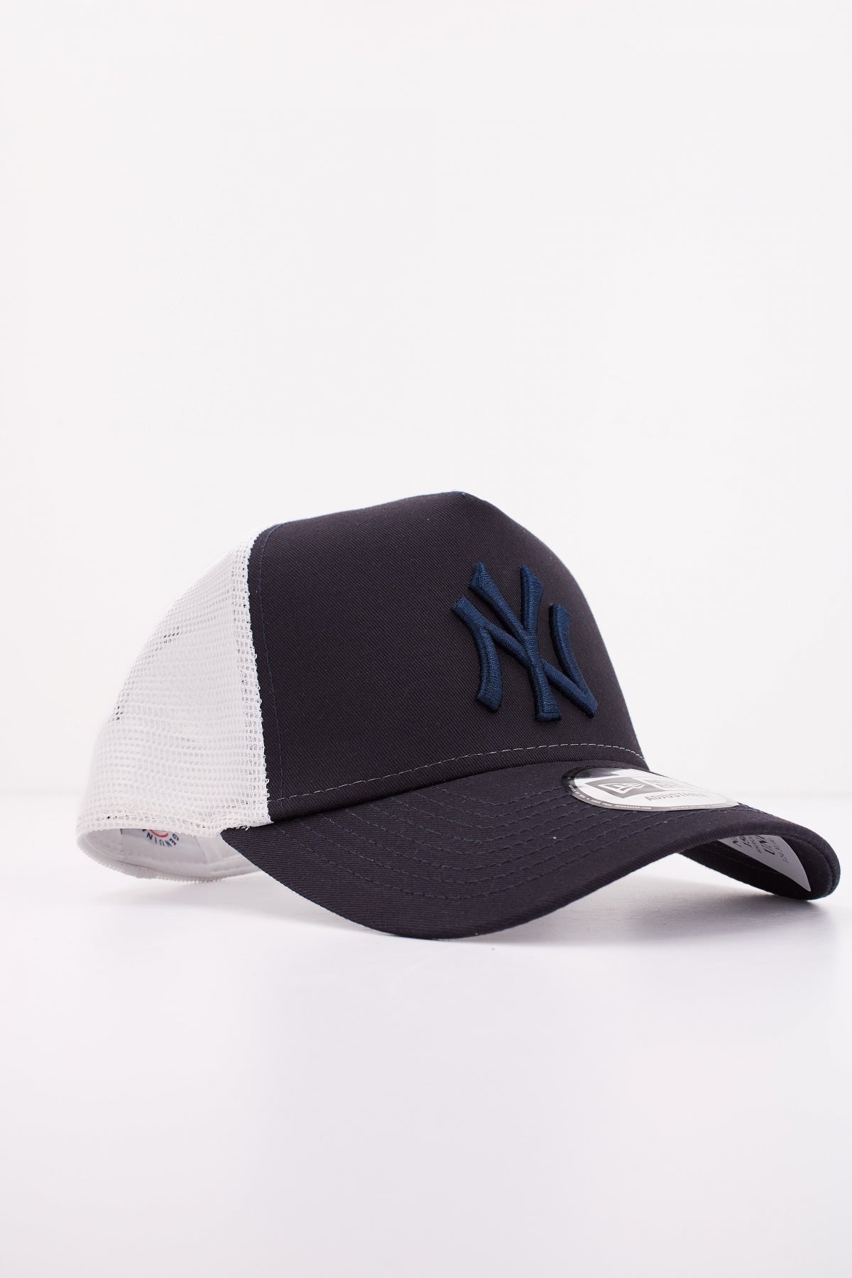 NEW ERA LEAGUE ESS TRUCKER en color AZUL  (2)