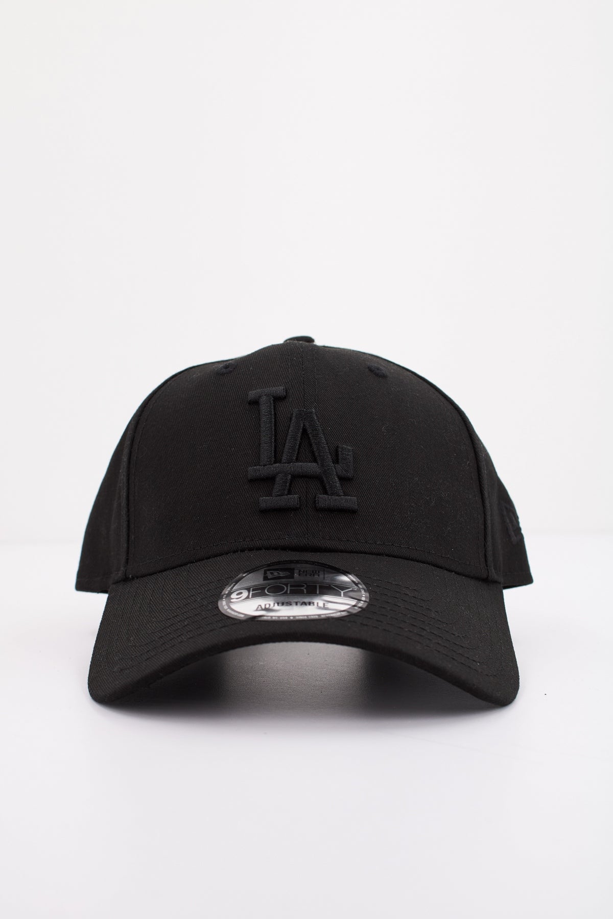 NEW ERA  LEAGUE ESSENTIAL  LOS en color NEGRO  (1)