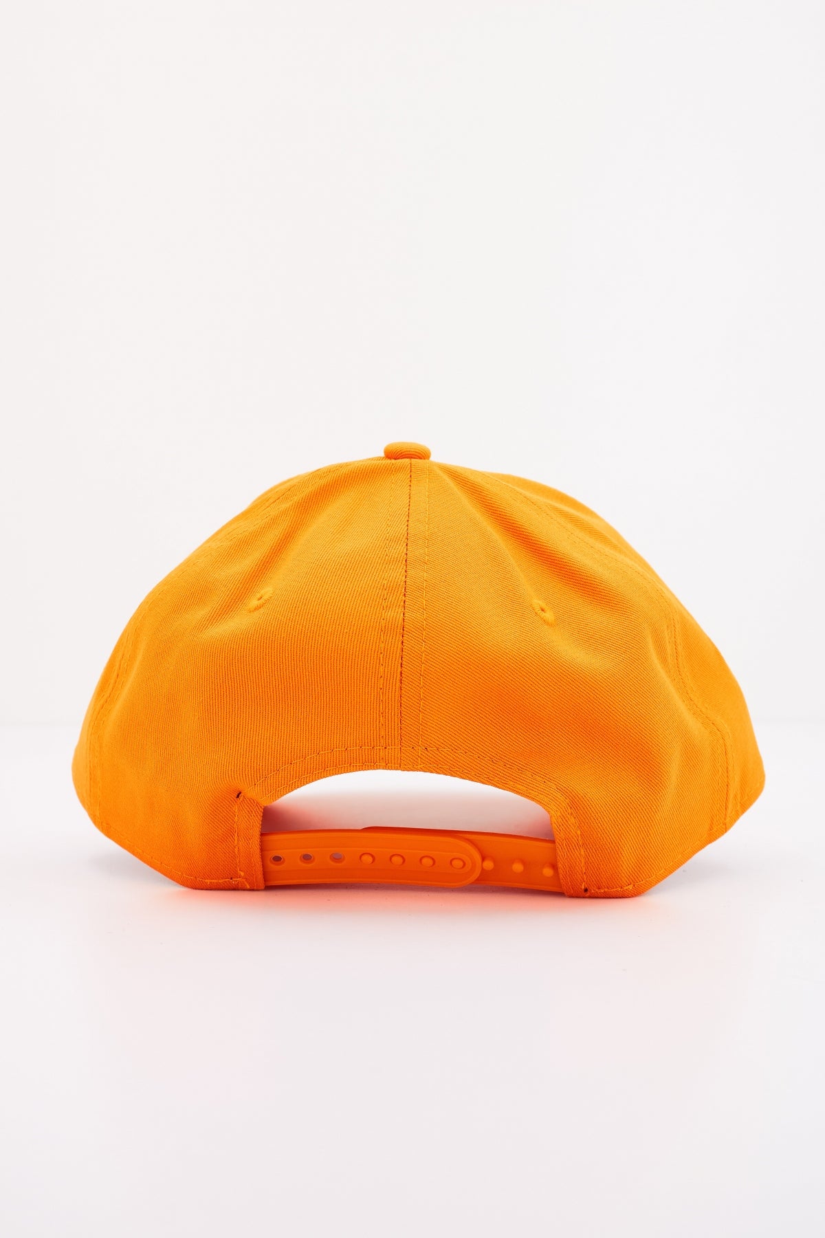 NEW ERA MCLAREN FLAWLESS FORTY en color NARANJA  (3)