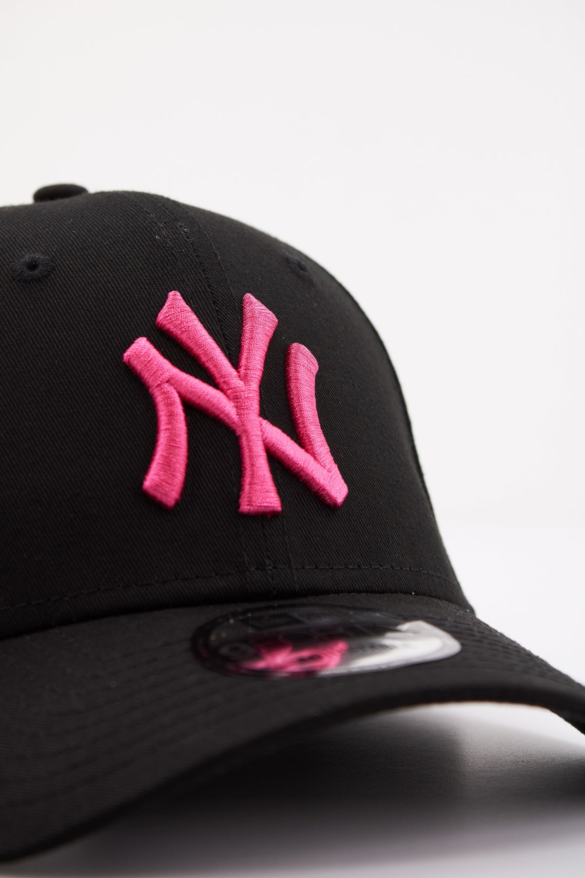 NEW ERA NEW YORK YANKEES en color NEGRO  (4)