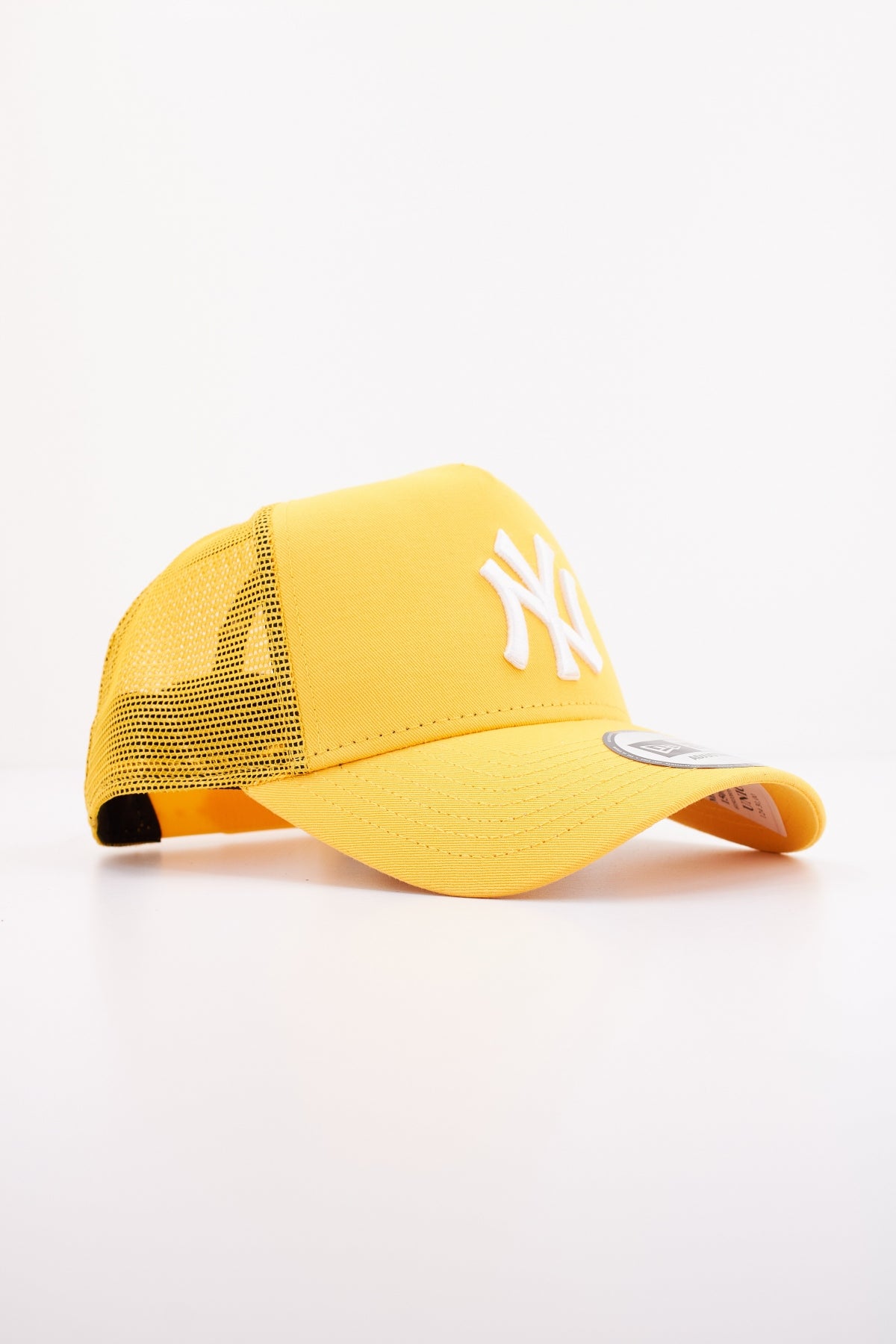 NEW ERA NEW YORK YANKEES en color AMARILLO  (2)