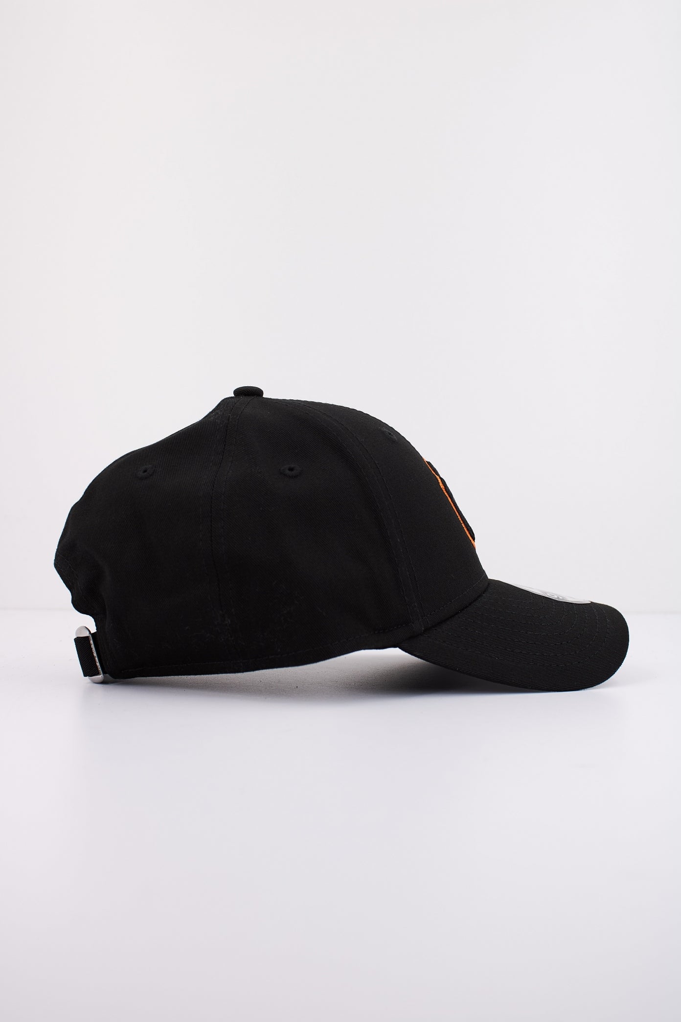 NEW ERA TEAM OUTLINE FORTY OSFM en color NEGRO  (2)