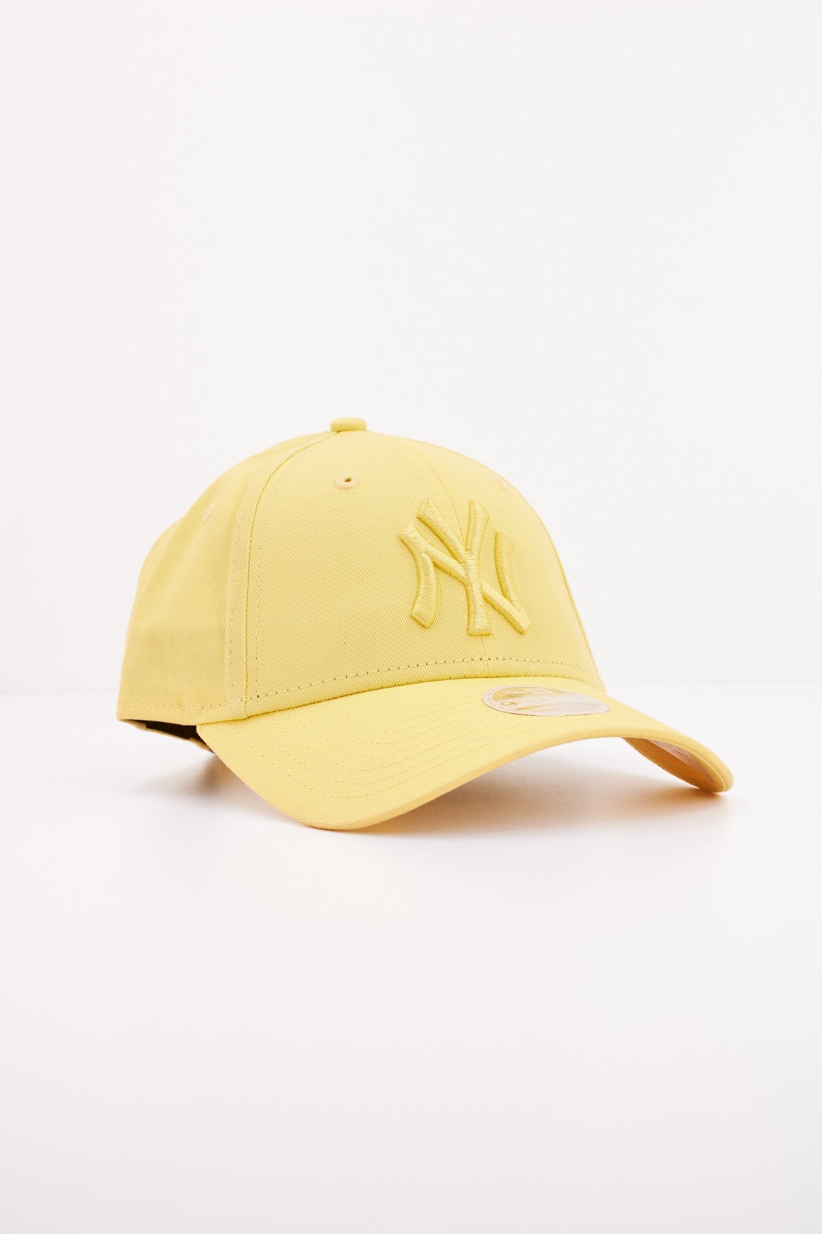 NEW ERA NEW YORK YANKEES en color AMARILLO  (2)