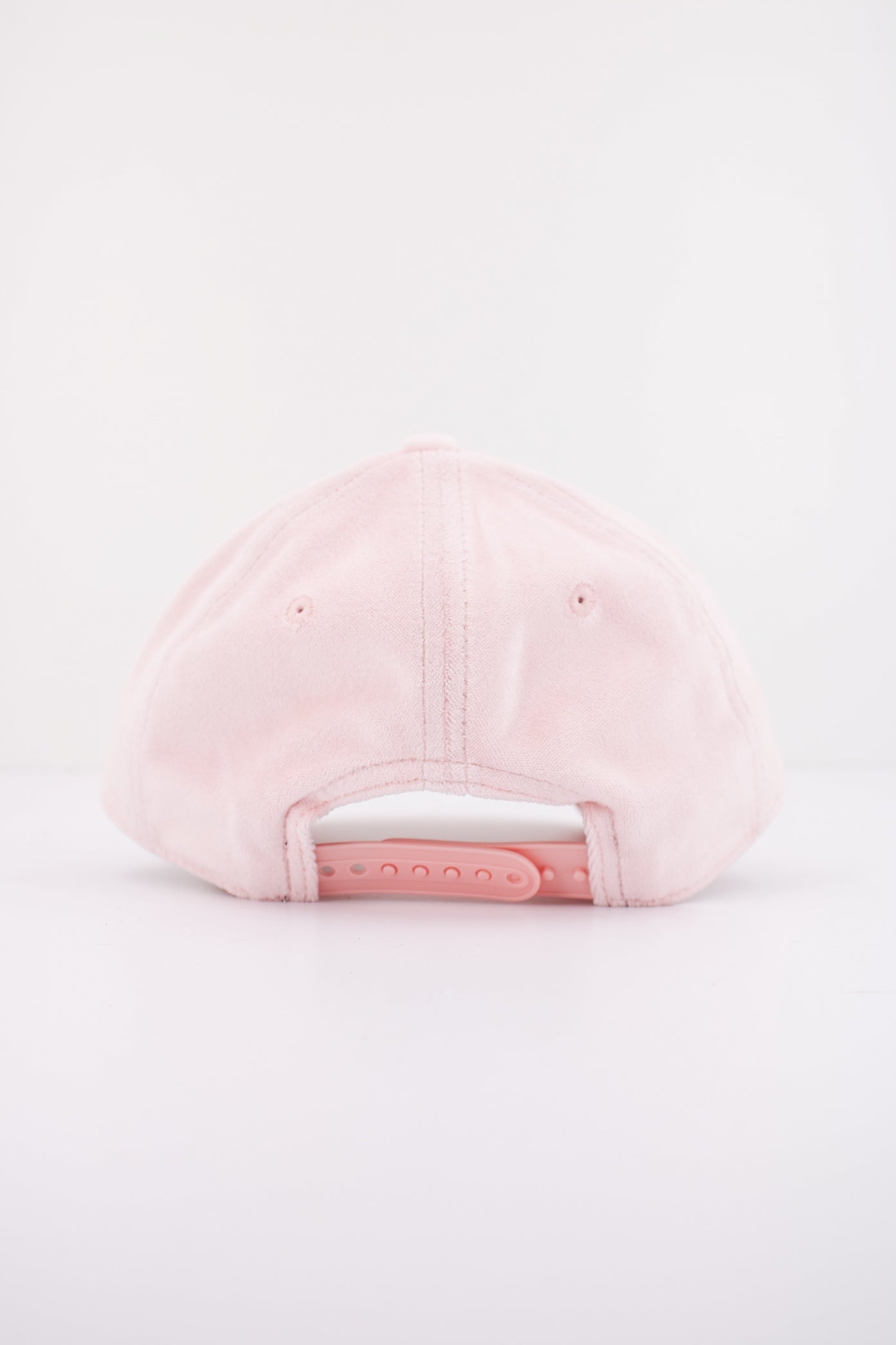 NEW ERA VELOUR FORTY OSFM en color ROSA  (3)