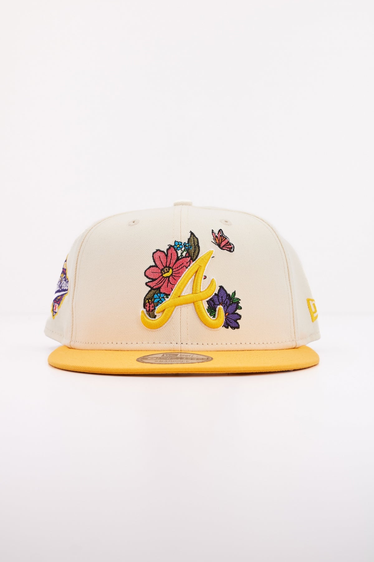 NEW ERA MLB FLORAL FIFTY ATLBRA en color BEIS  (1)