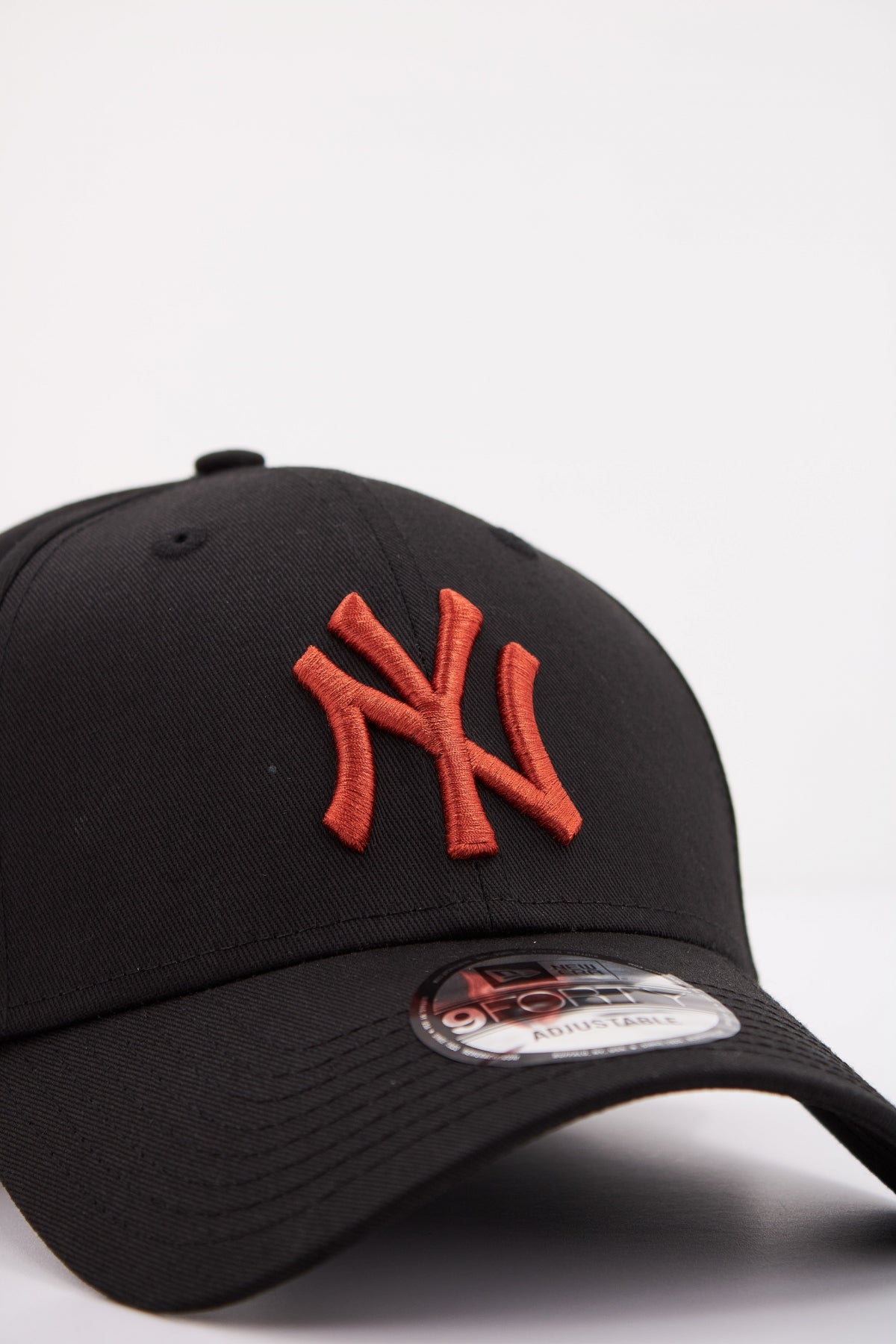 NEW ERA NEW YORK YANKEES BLKINR en color NEGRO  (4)