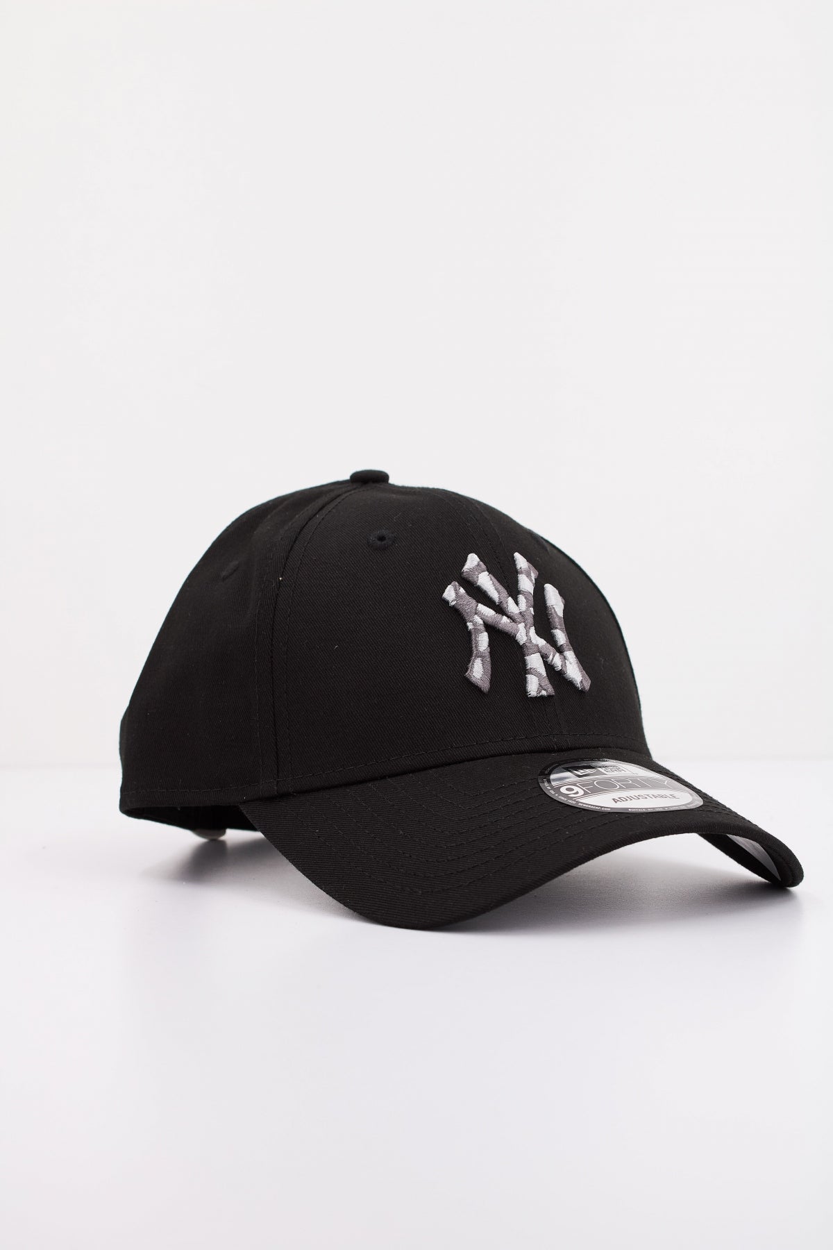 NEW ERA NEW YORK YANKEES en color NEGRO  (2)