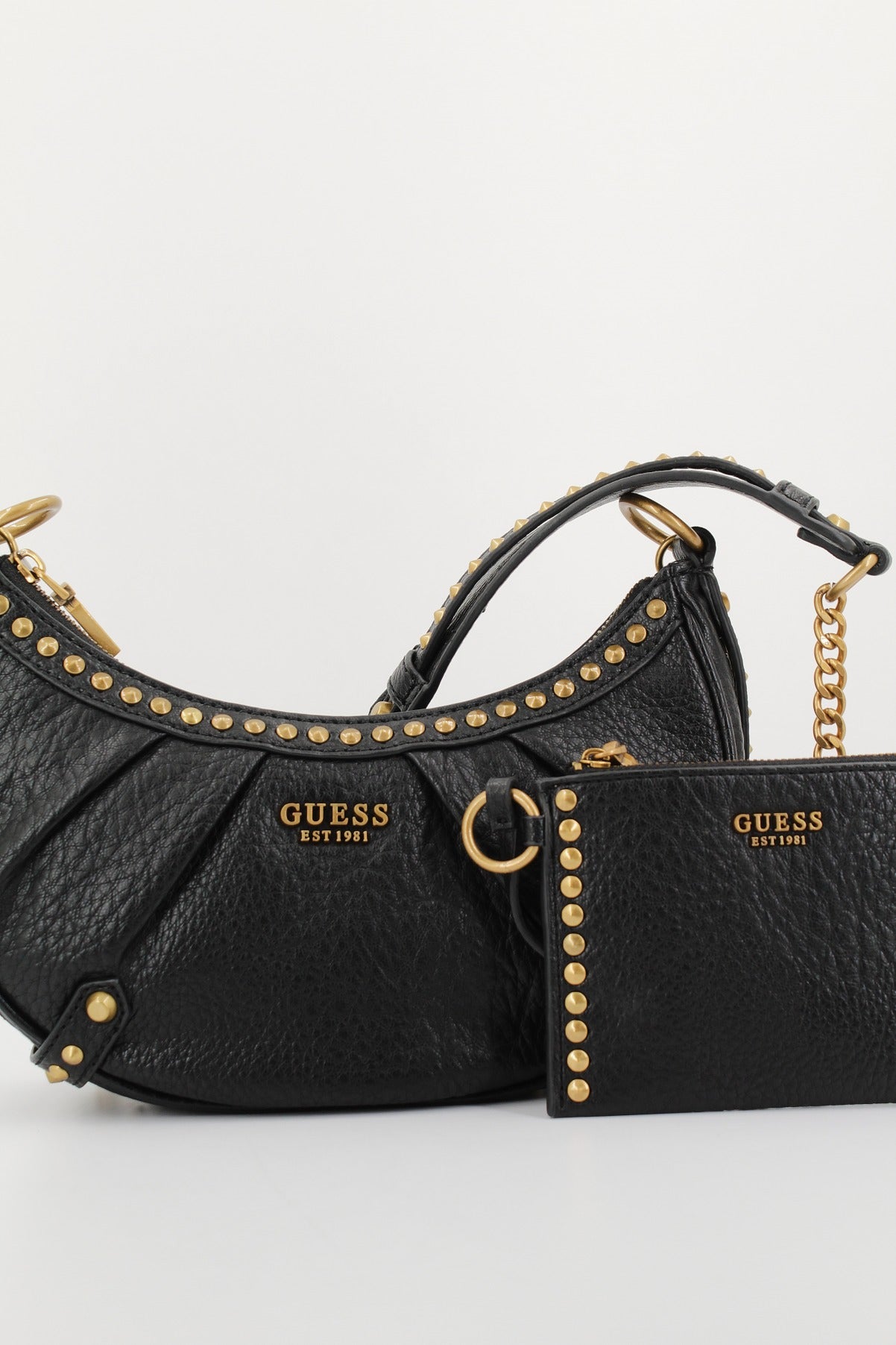 GUESS CLELIA CROSSBODY ZIP en color NEGRO  (4)