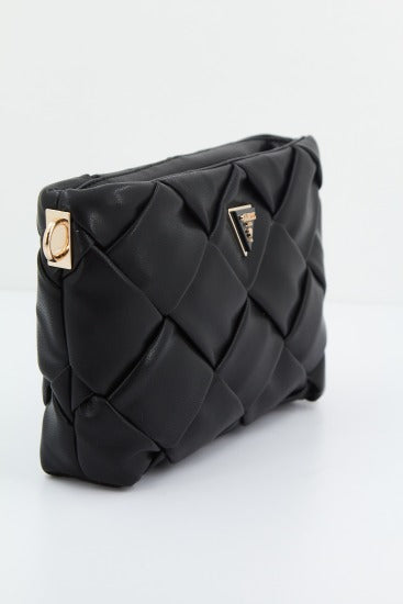 GUESS ZAINA CROSSBODY ZIP en color NEGRO  (1)