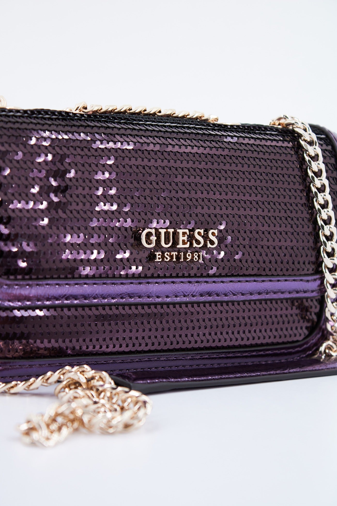 GUESS KASKA MINI en color VIOLETA  (4)