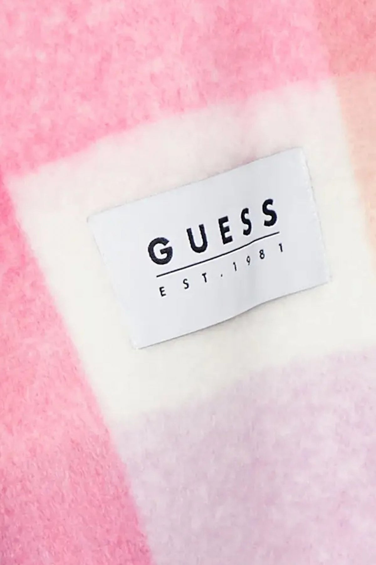 GUESS AW POL en color ROSA  (2)