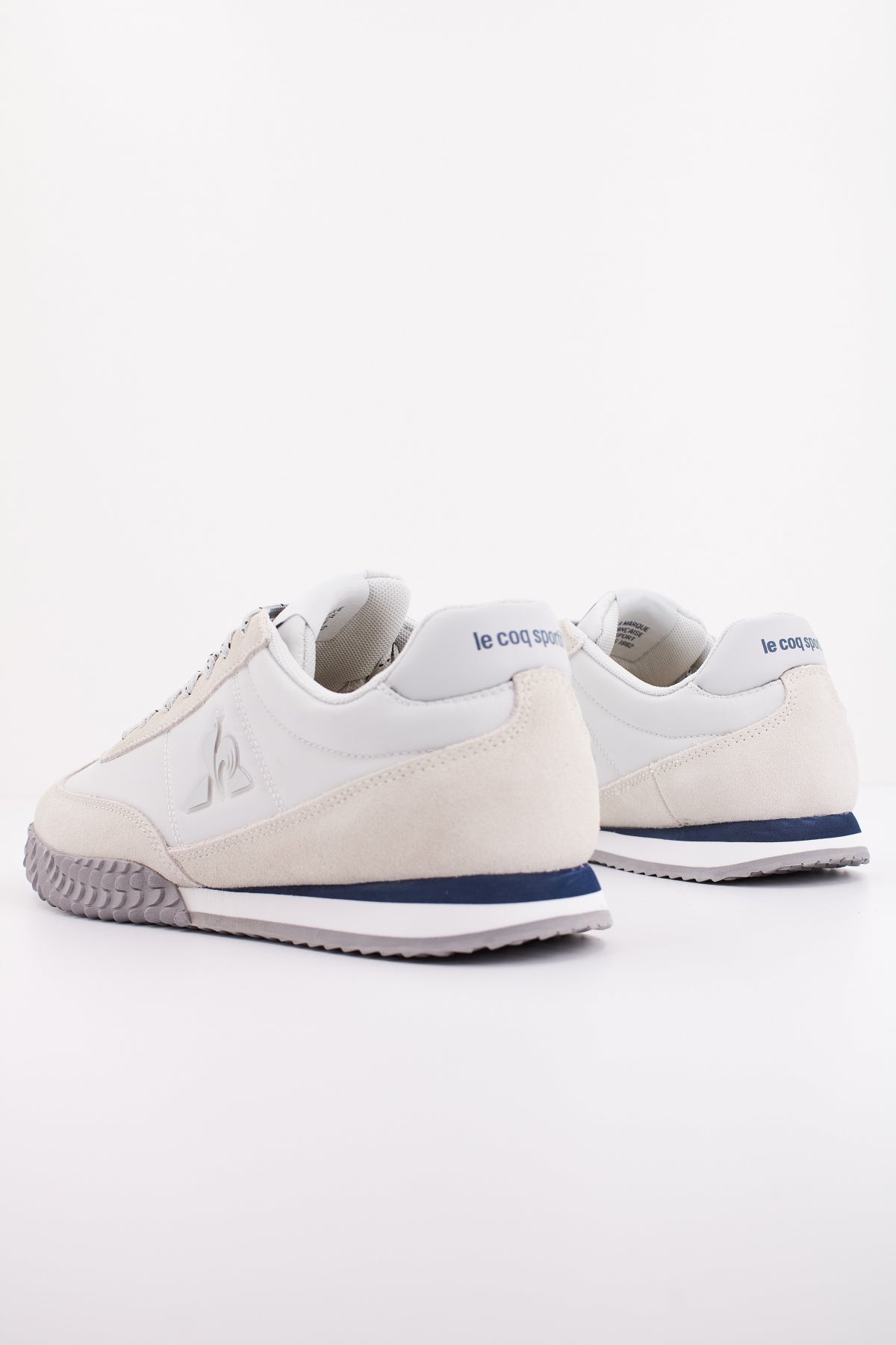 LE COQ SPORTIF VELOCE I en color GRIS  (3)