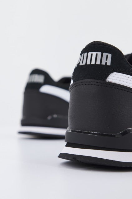 PUMA ST RUNNER V SD en color NEGRO  (4)