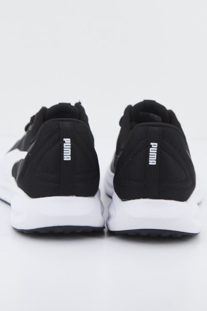 PUMA TWITCH RUNNER FRESH en color NEGRO  (3)