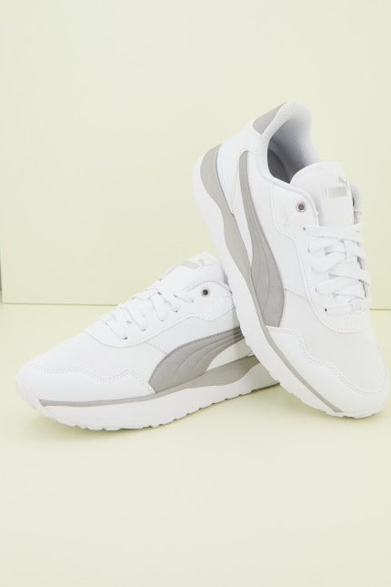 PUMA  VOYAGE SPACE MET en color BLANCO  (1)