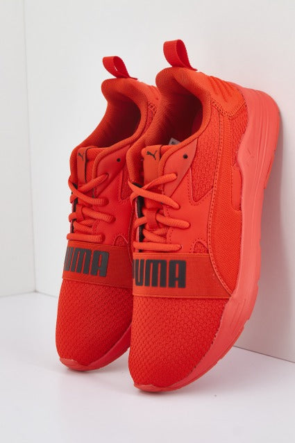 PUMA WIRED RUN PURE en color ROJO  (1)