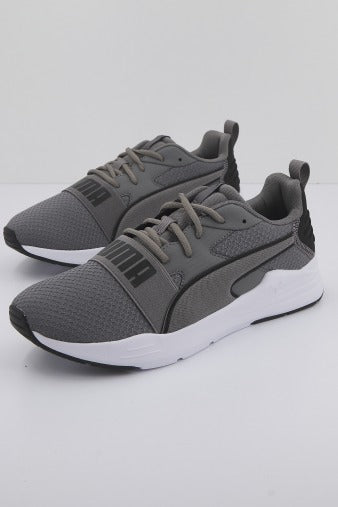 PUMA WIRED RUN PURE en color GRIS  (2)