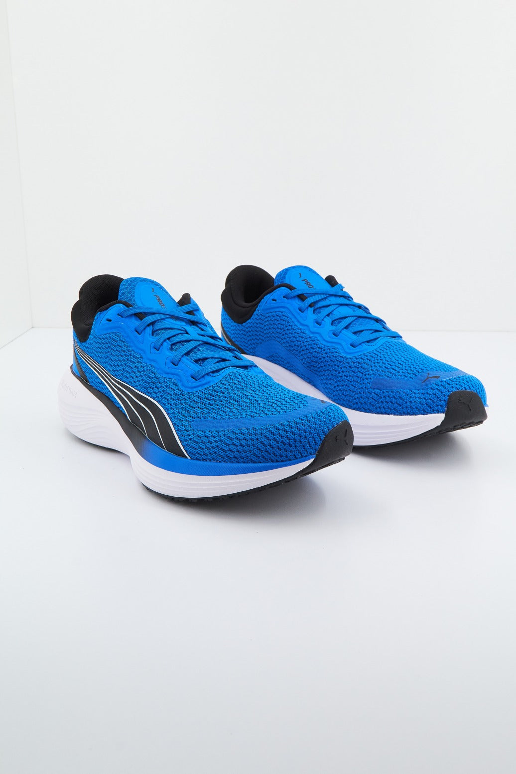 PUMA SCEND PRO en color AZUL  (1)