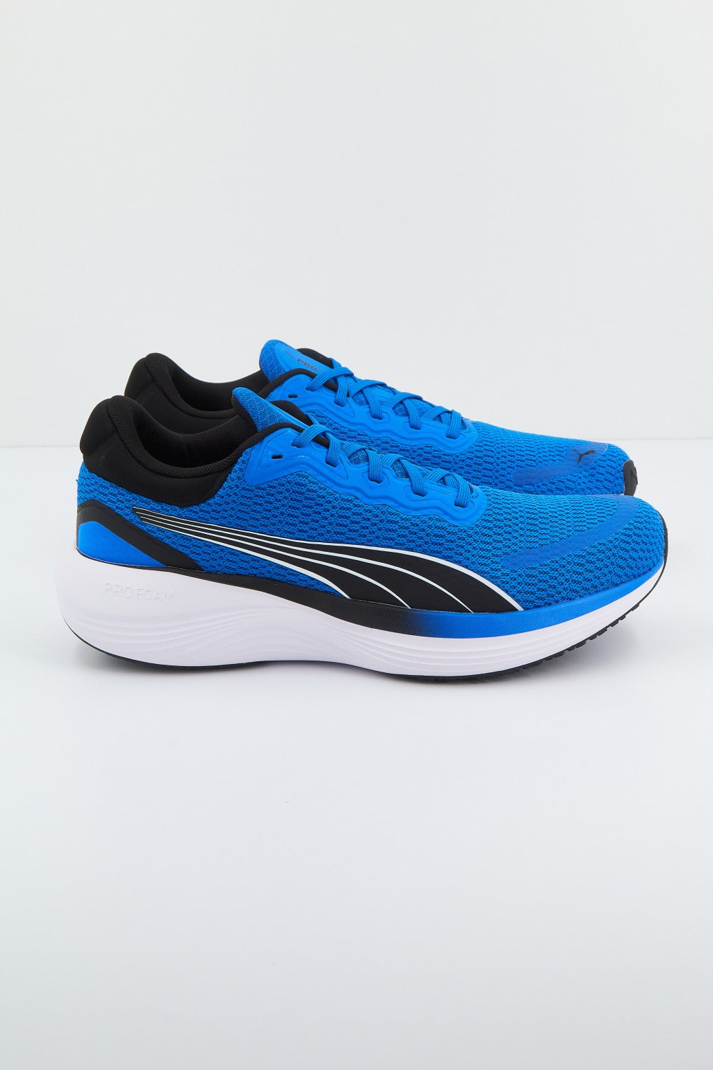 PUMA SCEND PRO en color AZUL  (2)