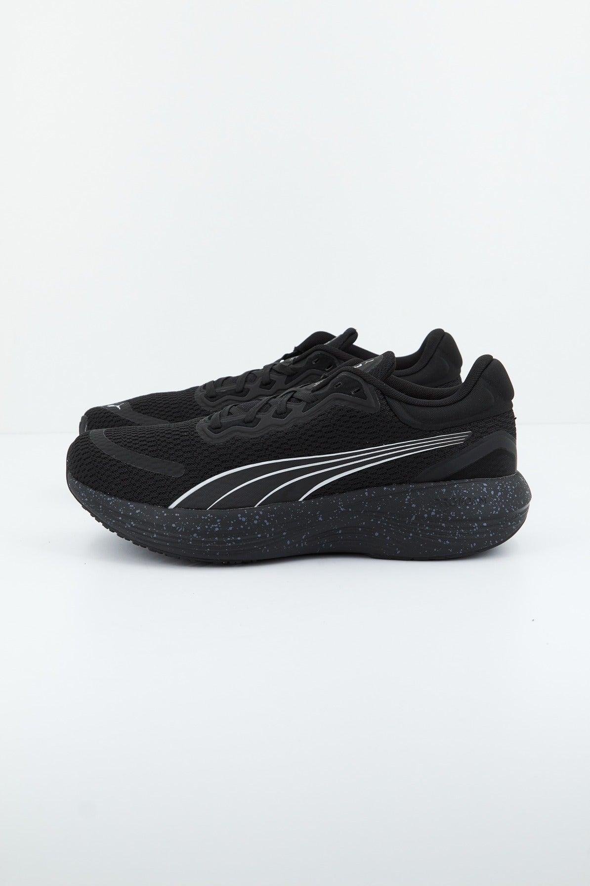 PUMA SCEND PRO en color NEGRO  (1)