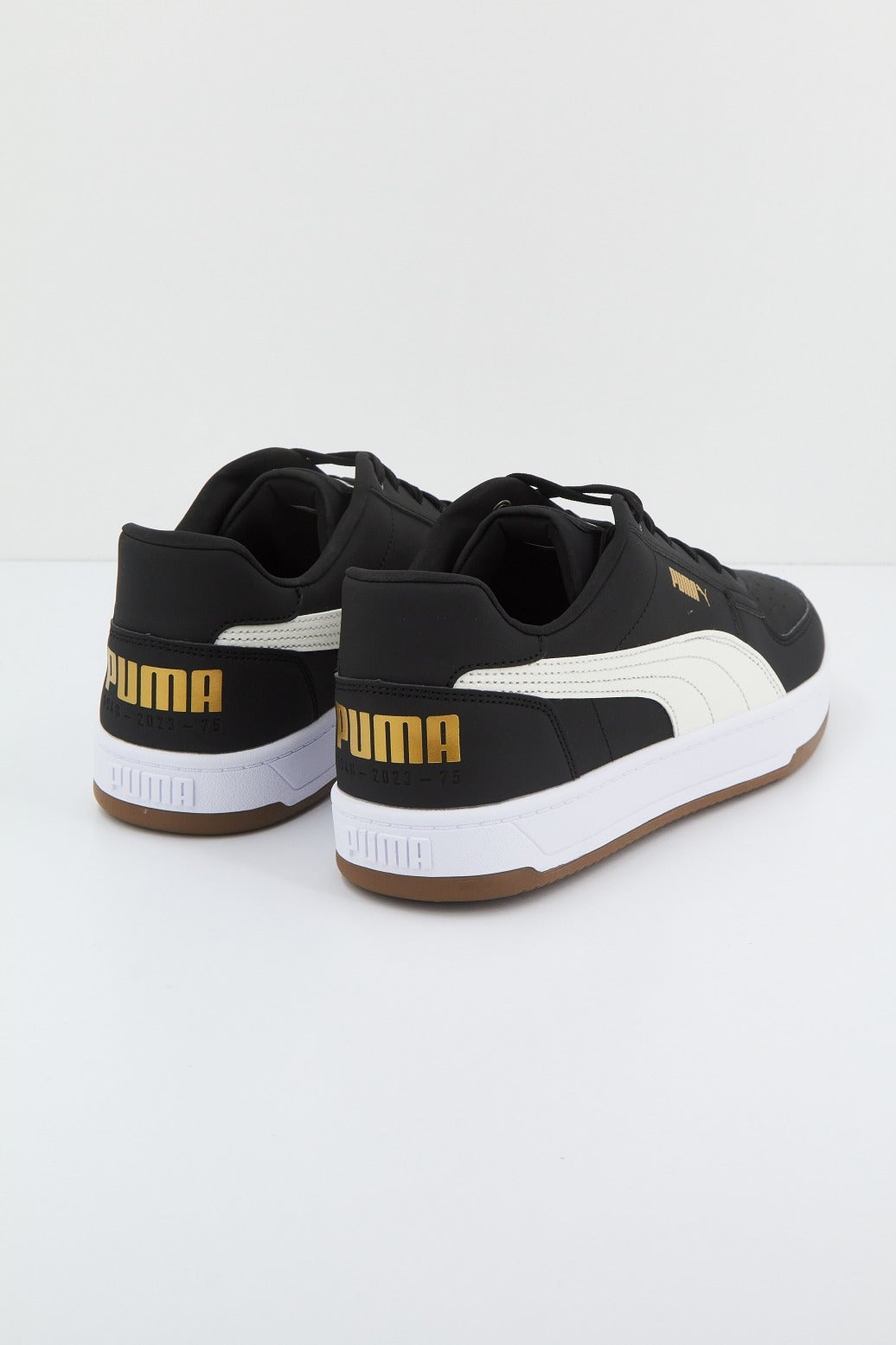 PUMA CAVEN .  YE en color NEGRO  (3)