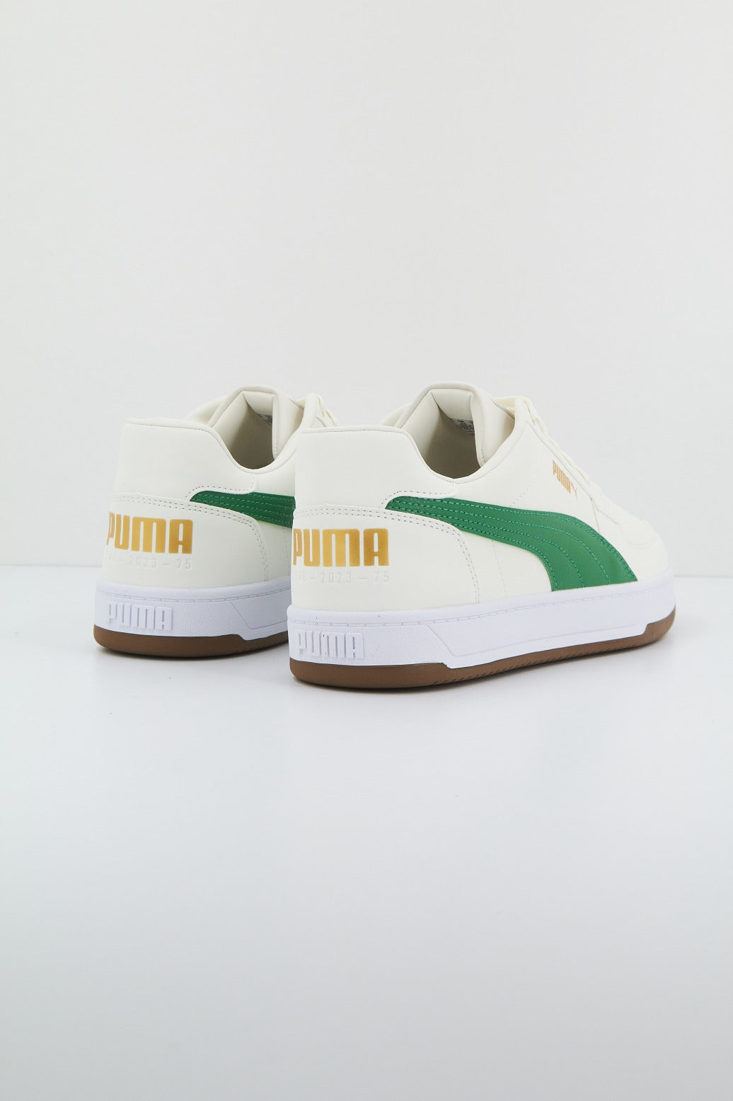 PUMA  PUMA CAVEN .  YE en color BLANCO  (3)