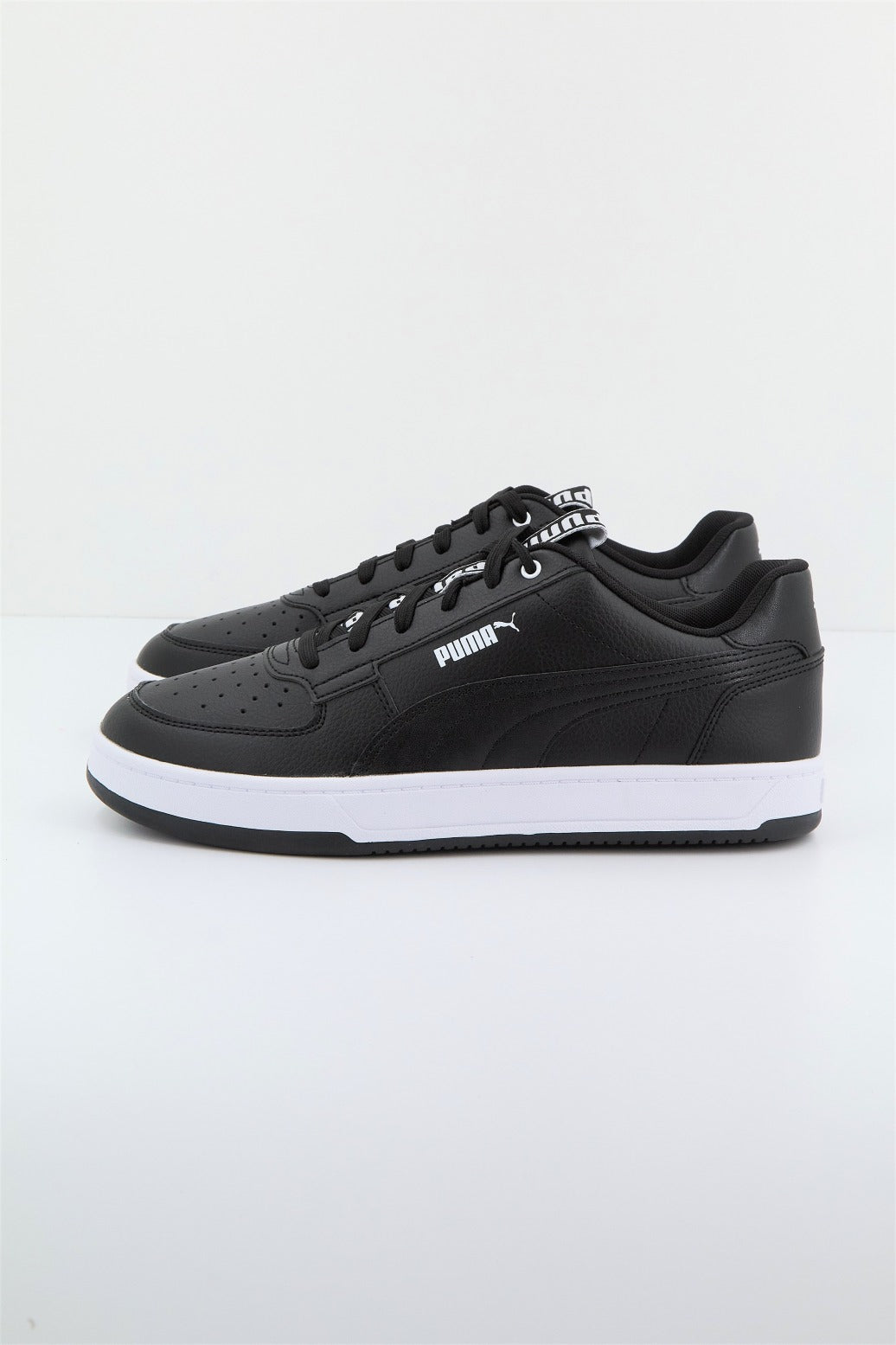 PUMA CAVEN . LOGOB en color NEGRO  (2)