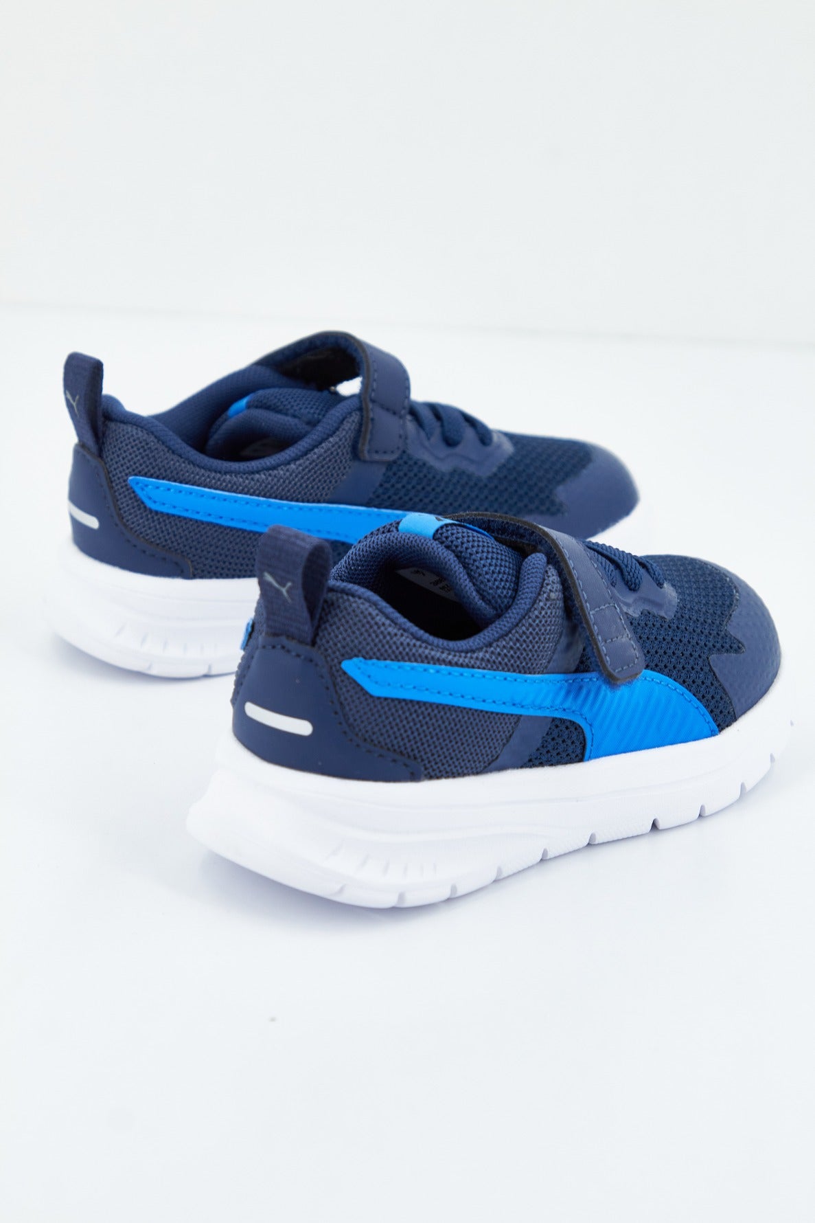 PUMA EVOLVE RUN MESH en color AZUL  (3)