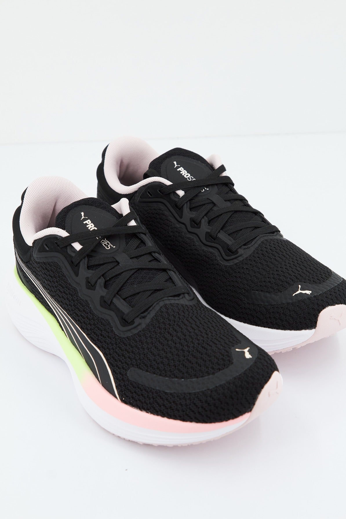 PUMA SCEND PRO en color NEGRO  (1)