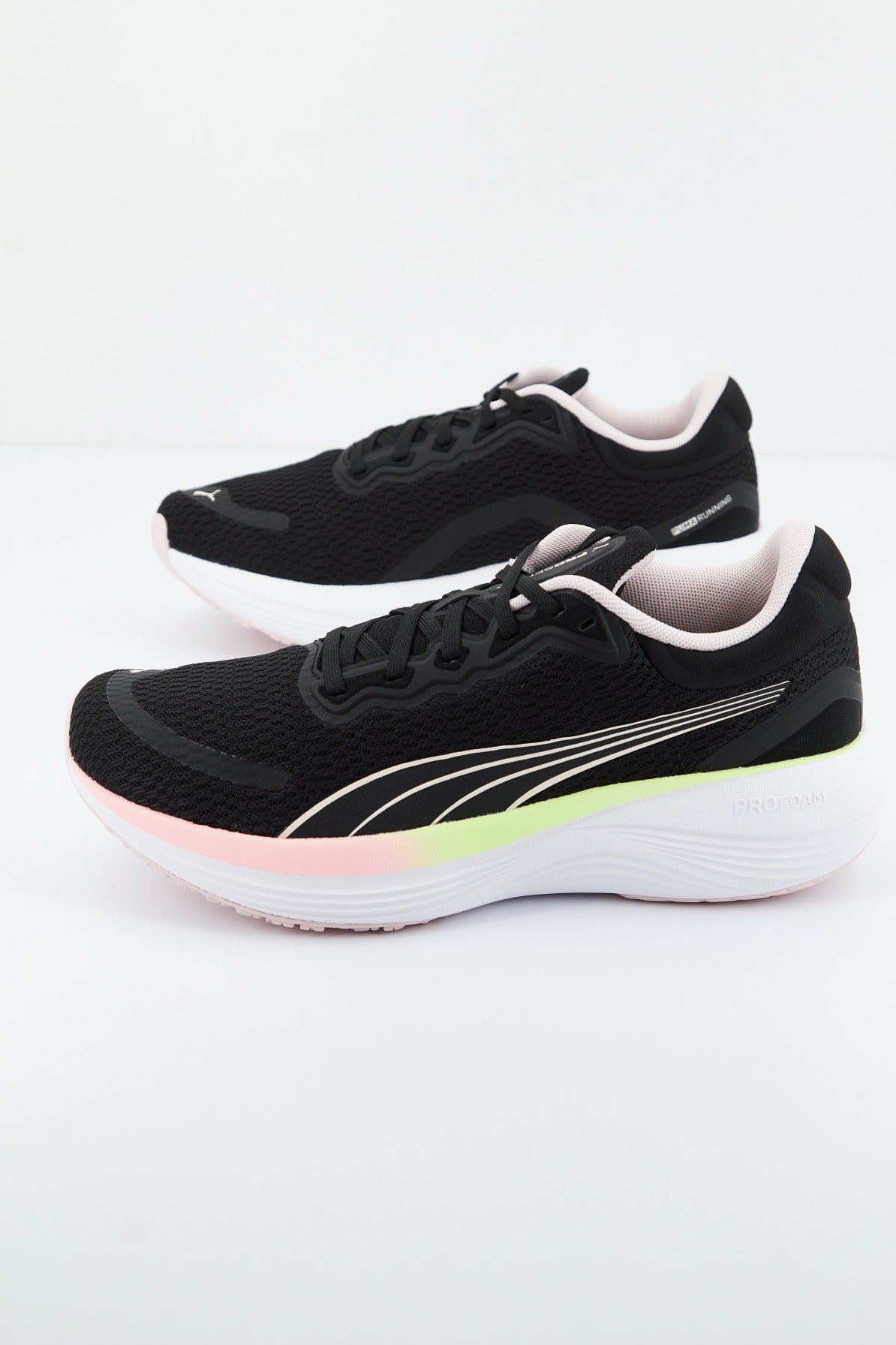 PUMA SCEND PRO en color NEGRO  (2)