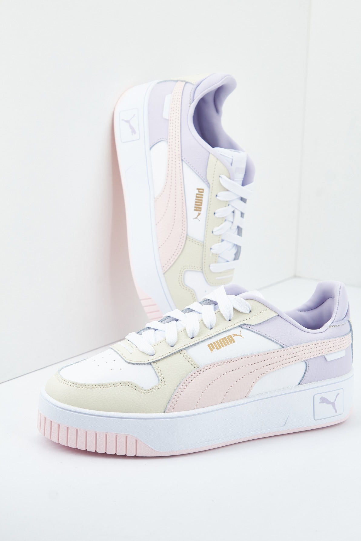 PUMA CARINA STREET en color BLANCO  (1)