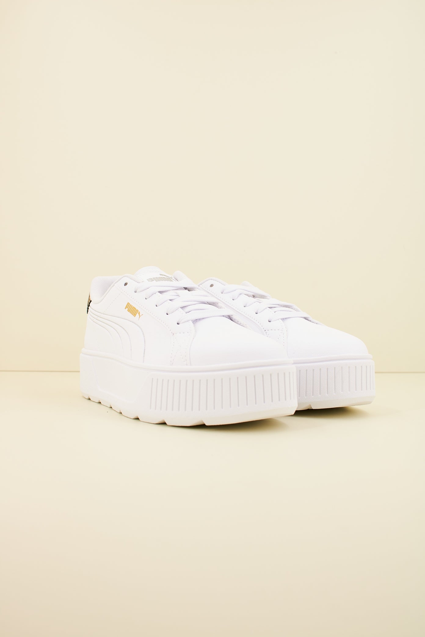 PUMA KARMEN MATELLIC en color BLANCO  (2)