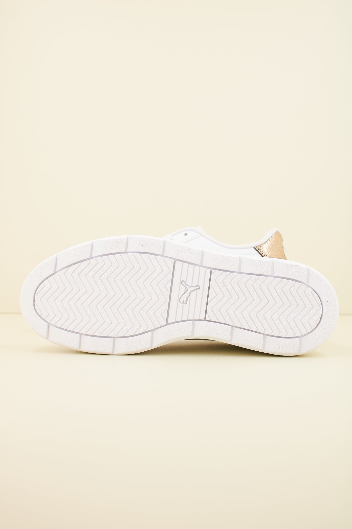 PUMA KARMEN MATELLIC en color BLANCO  (4)