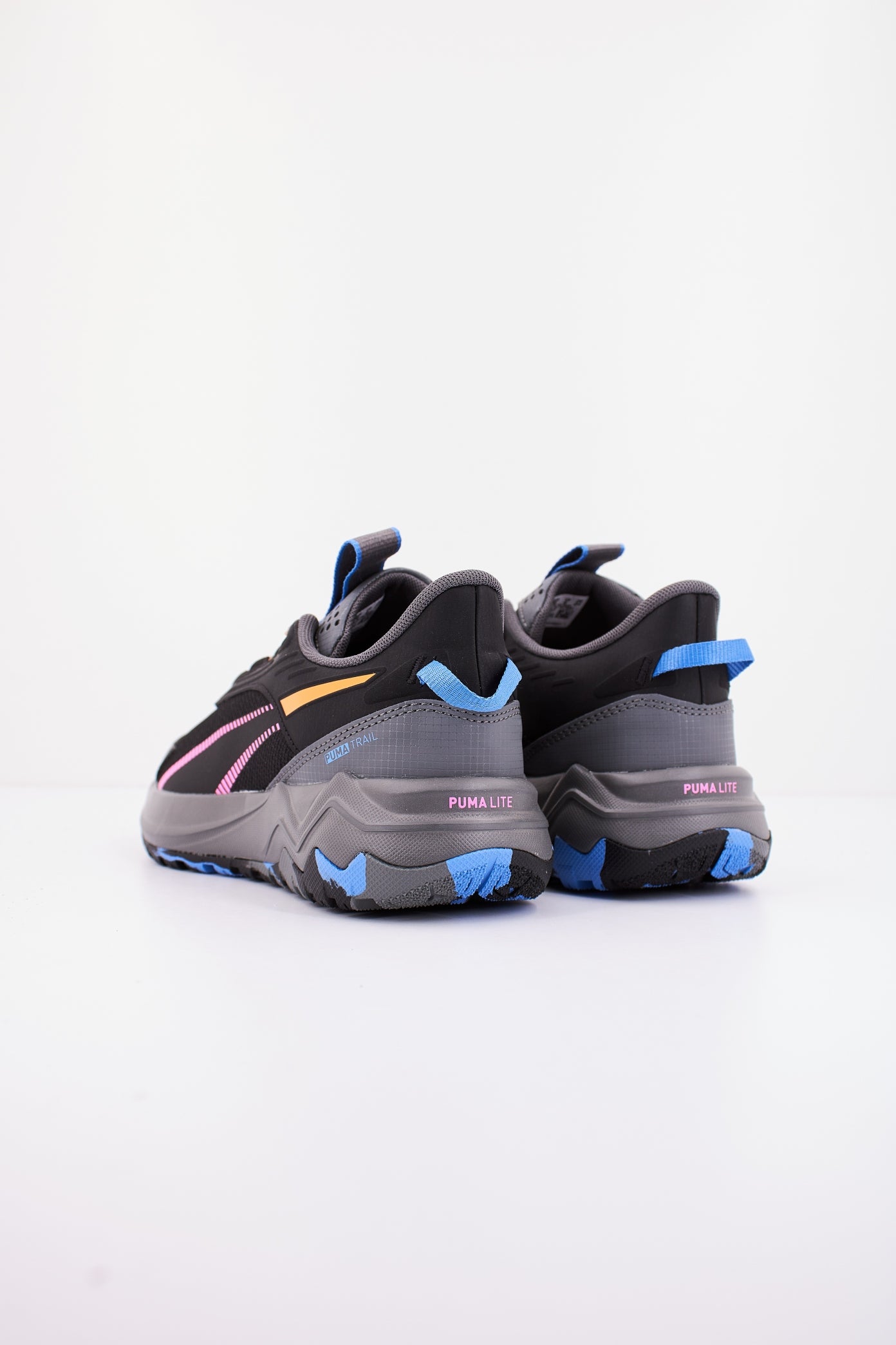 PUMA  EXTEND LITE TRAIL en color NEGRO  (3)