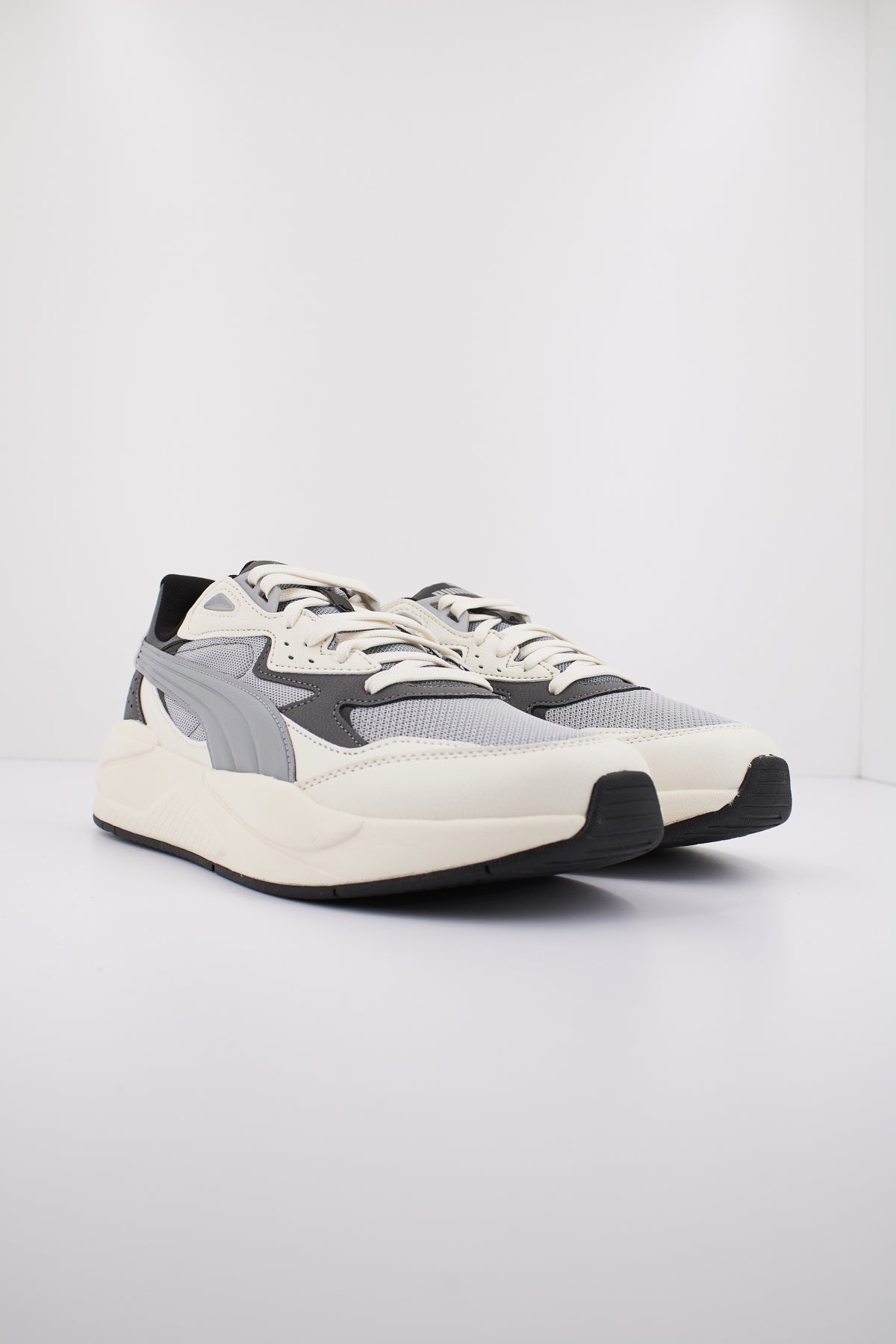 PUMA  X-RAY SPEED en color GRIS  (2)