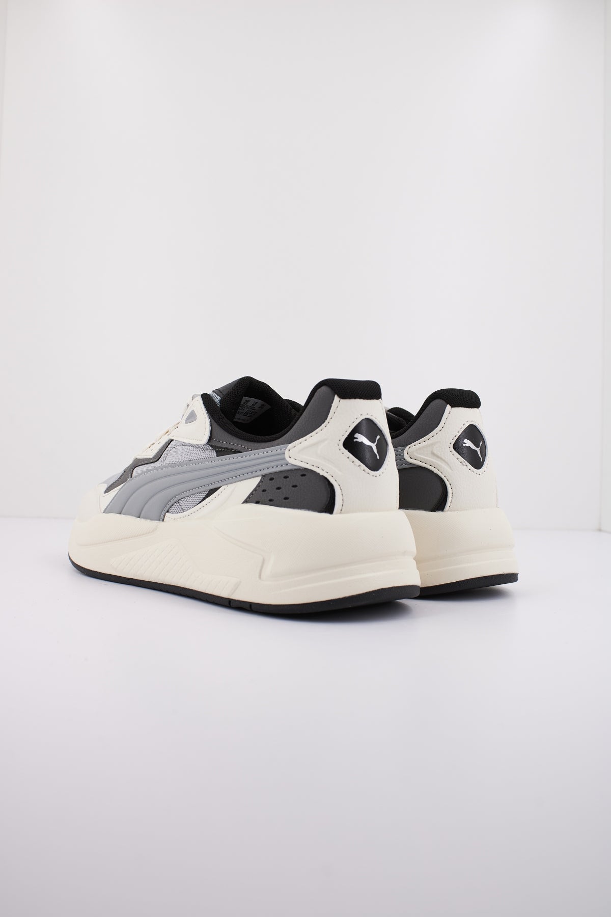 PUMA  X-RAY SPEED en color GRIS  (3)