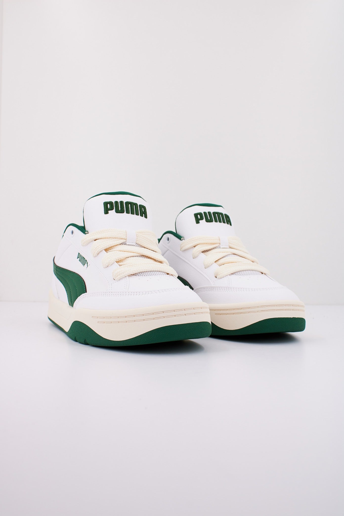 PUMA PARK LIFESTYLE en color BLANCO  (2)