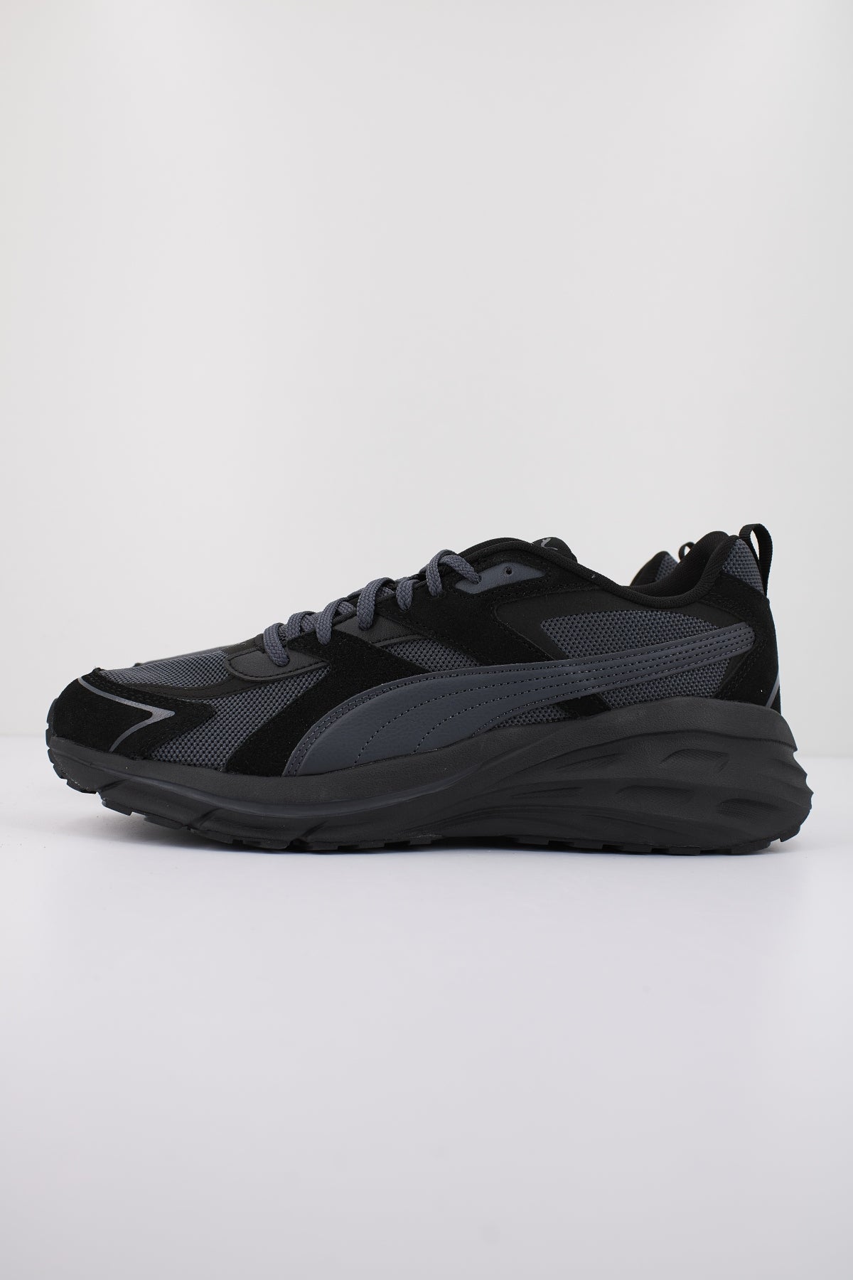 PUMA HYPNOTIC en color NEGRO  (1)