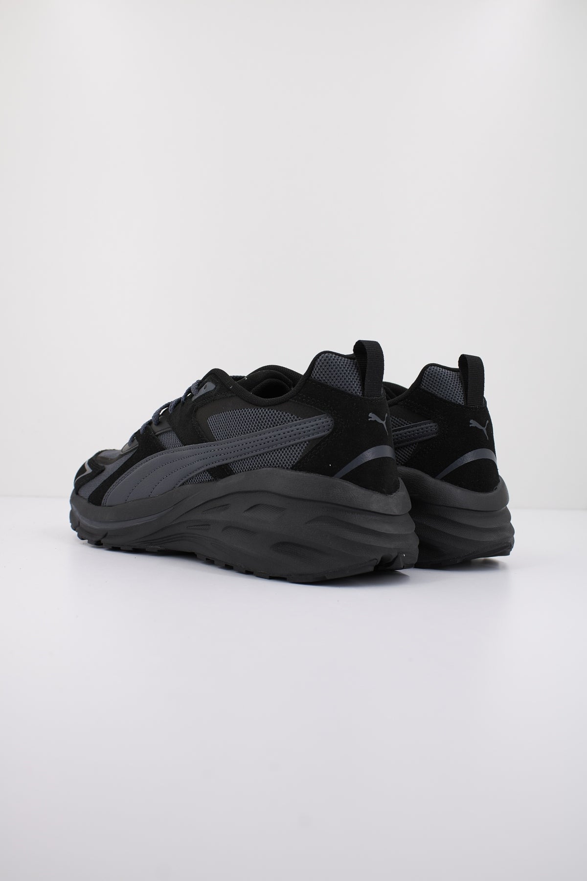 PUMA HYPNOTIC en color NEGRO  (3)