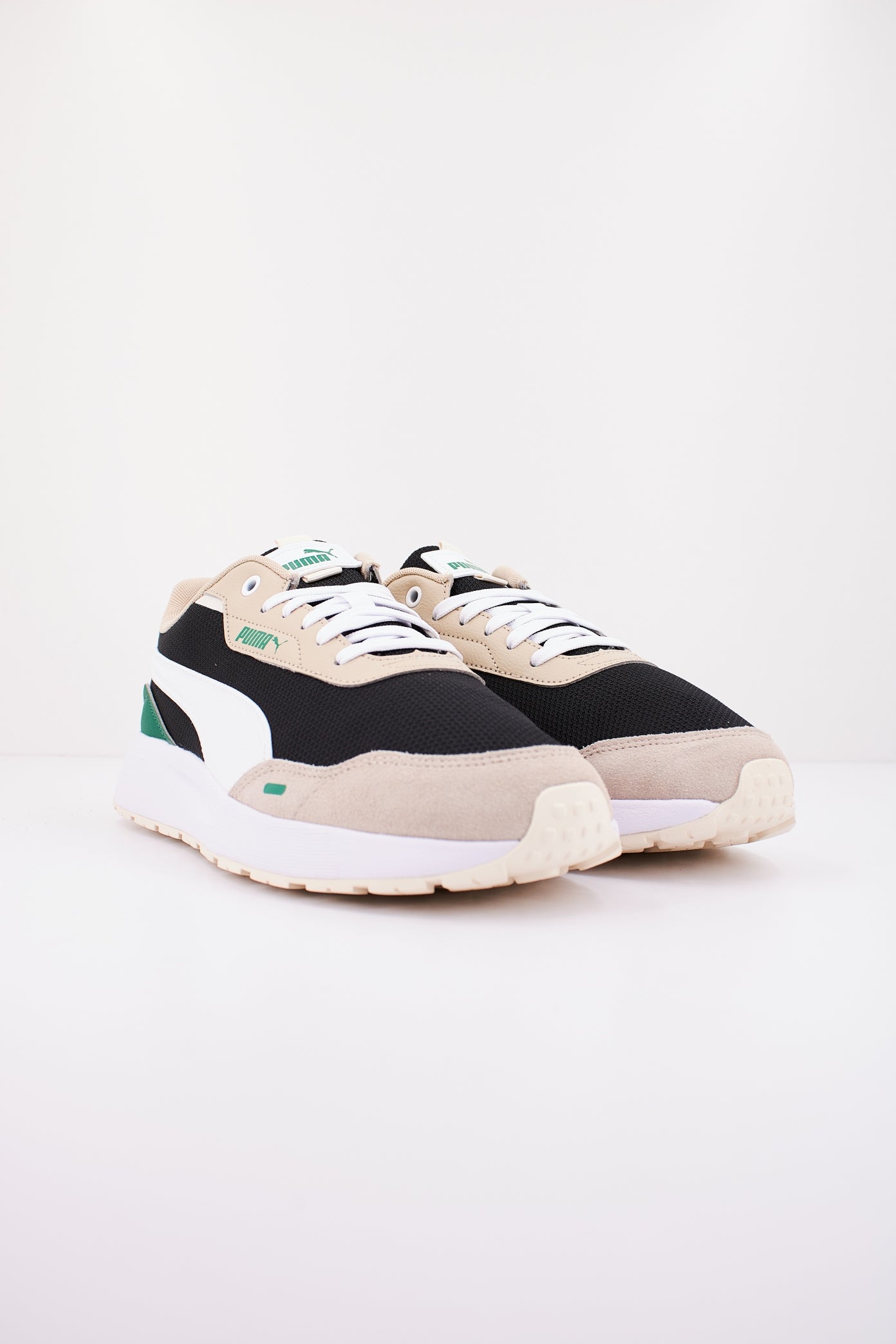 PUMA RUNTAMED en color BLANCO  (2)