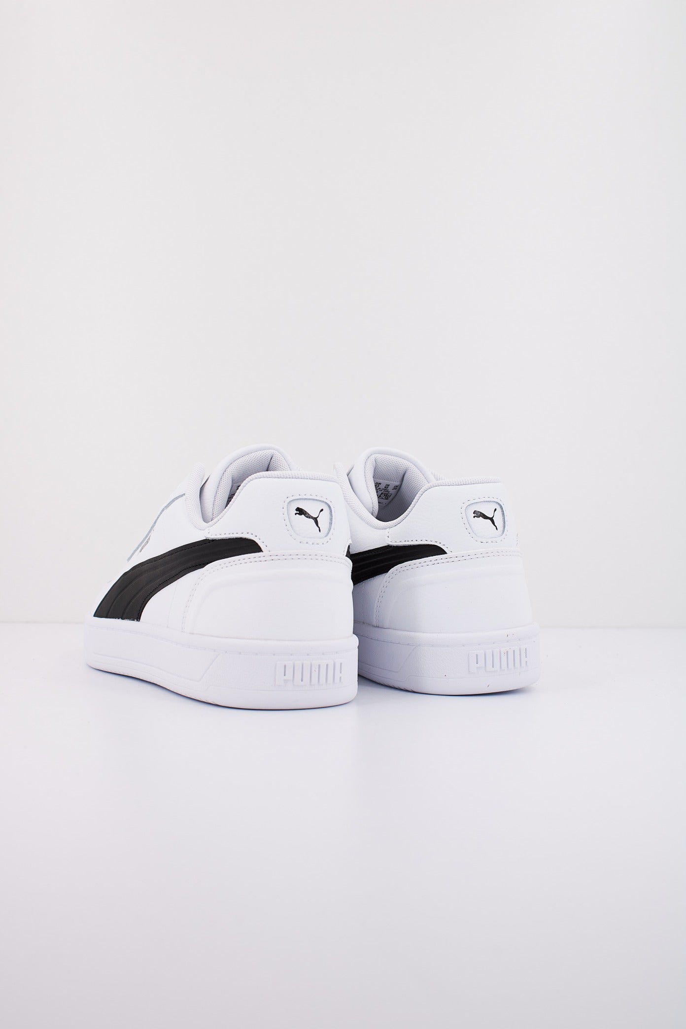 PUMA PUMA CAVEN . LUX en color BLANCO  (3)