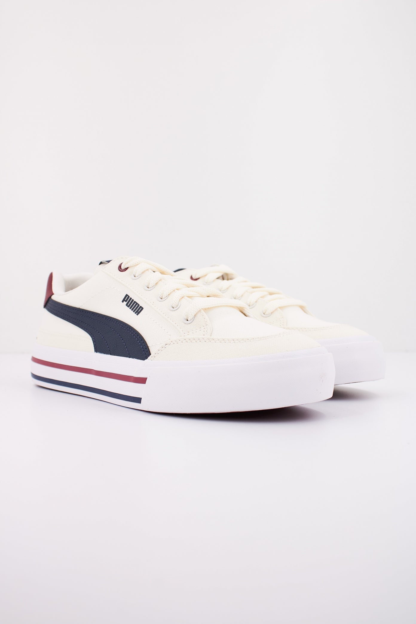 PUMA COURT CLASSIC VULC F en color BLANCO  (2)