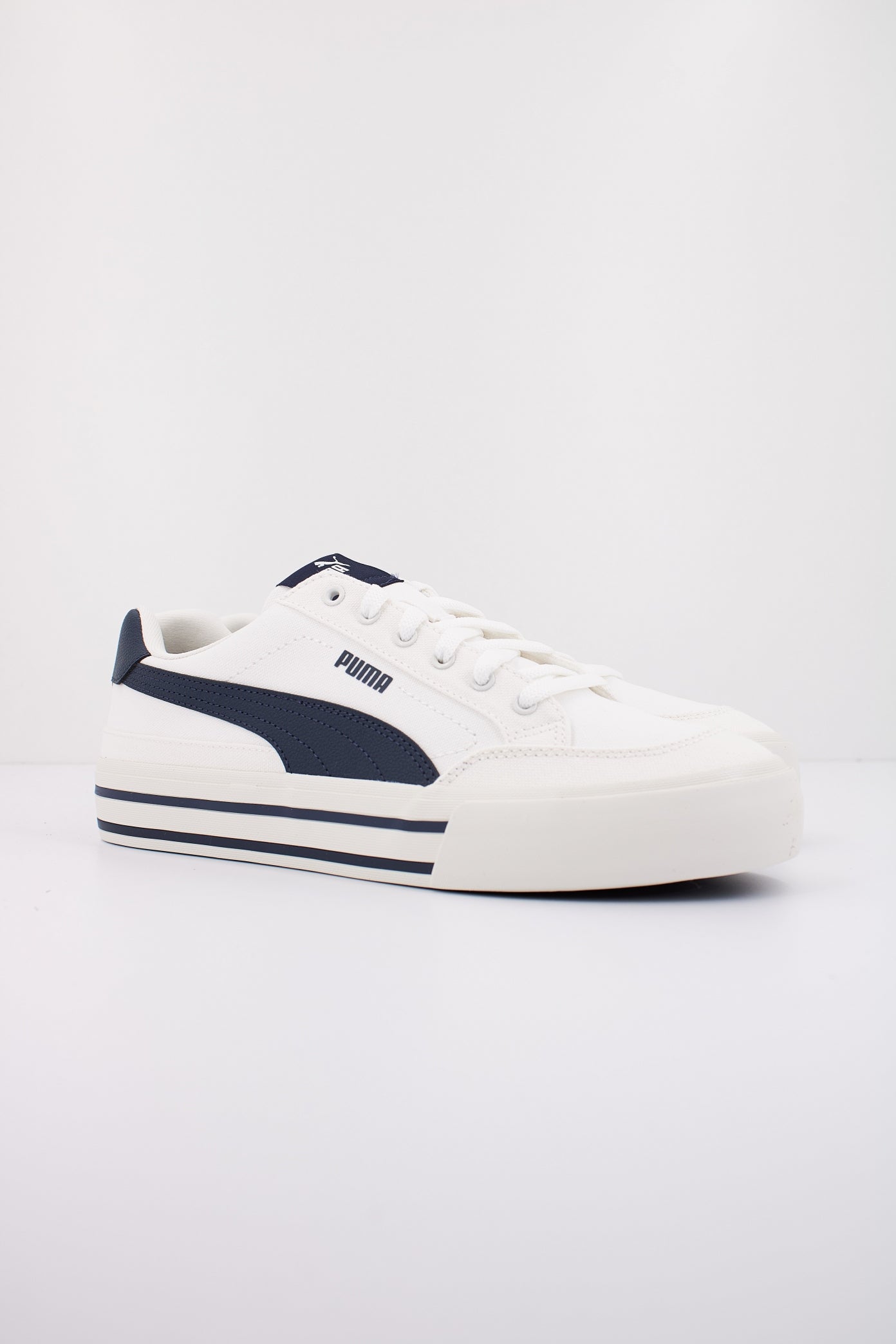 PUMA COURT CLASSIC VULC F en color BLANCO  (2)