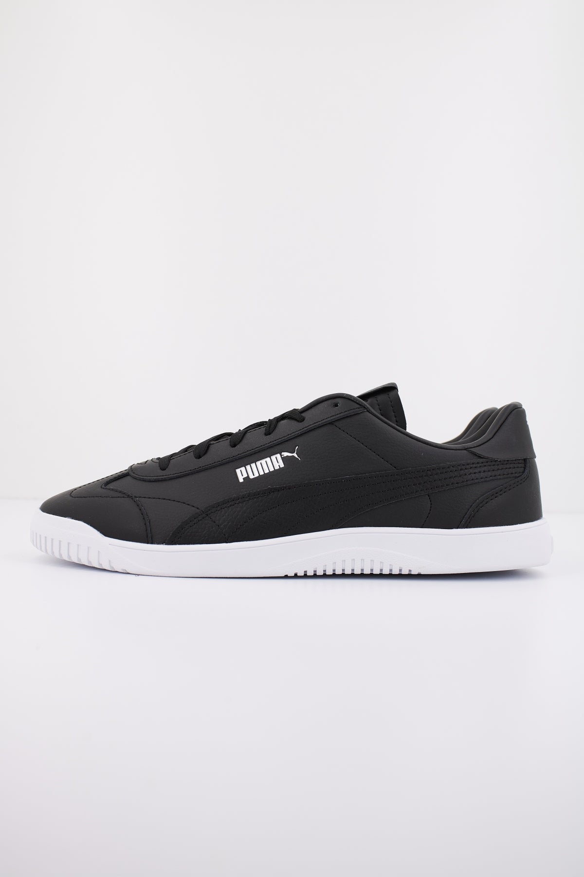 PUMA PUMA CLUB V en color NEGRO  (1)